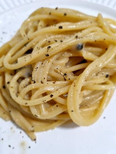 SPAGHETTI CACIO E PEPE